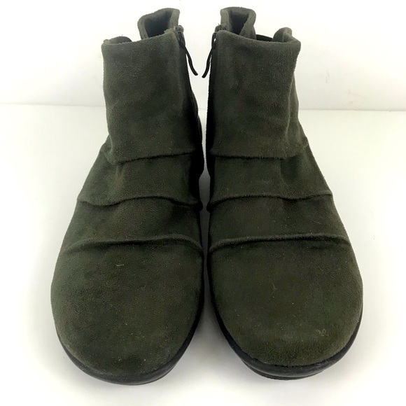 Bussola Cai Low Wedge Bootie - Olive Size 39